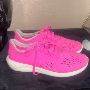 Crocs women’s 7 lite ride pacer sneakers hot pink perforated lace up